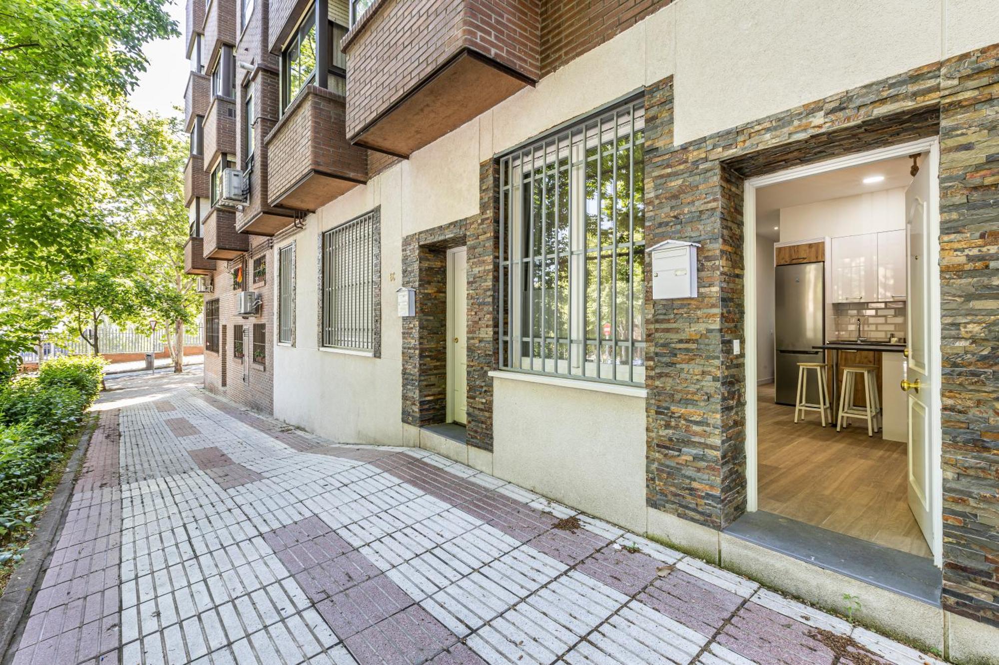 Apartamentos A 5 Minutos Del Centro De Madrid 4P Eksteriør billede